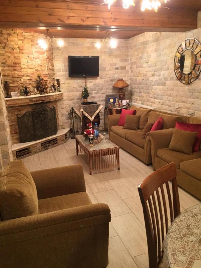 The Love Holiday House Tris Elies Екстер'єр фото