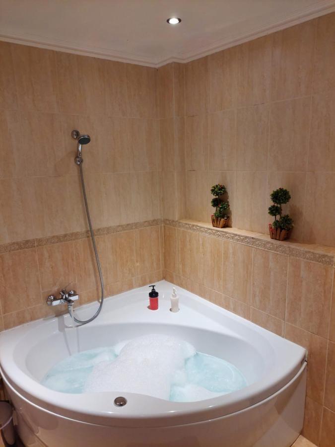 The Love Holiday House Tris Elies Екстер'єр фото