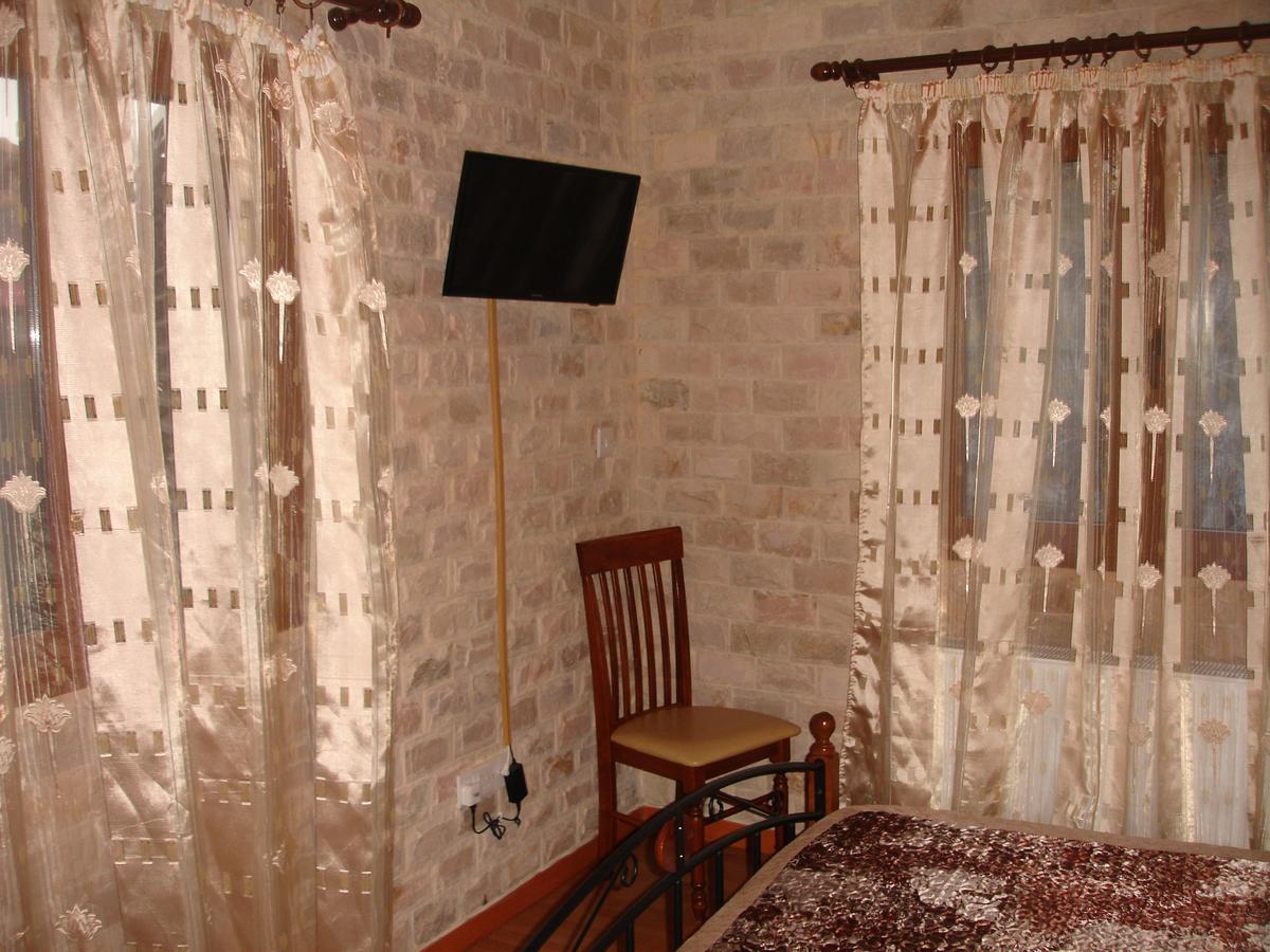 The Love Holiday House Tris Elies Екстер'єр фото