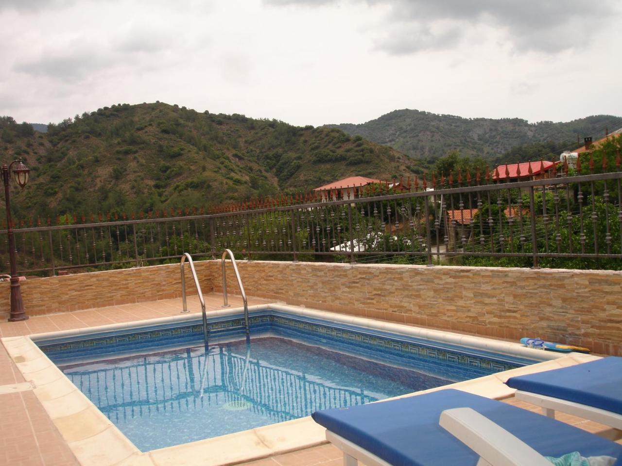 The Love Holiday House Tris Elies Екстер'єр фото